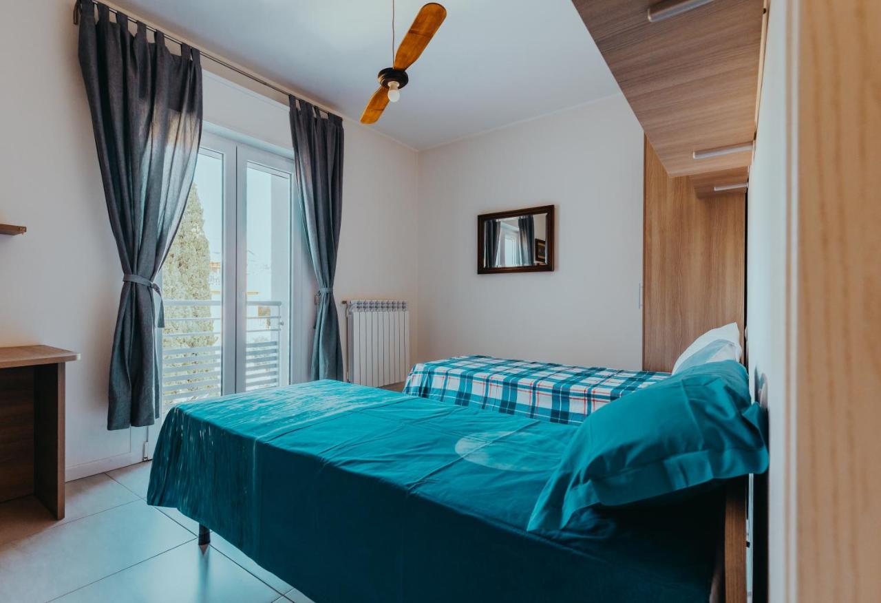 The Attico Apartman Padenghe sul Garda Kültér fotó